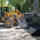 В Кировском районе в рамках проекта «Дорога к школе» проводится ремонт тротуаров и внутриквартальных дорог