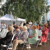 Сегодня, в рамках проекта «Наш двор – район – город» проведены встречи с жителями Кировского района, собрав множество ценных предложений по благоустройству.