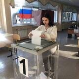 Жители Кировского района продолжают активно посещать избирательные участки для голосования на выборах Губернатора Самарской области