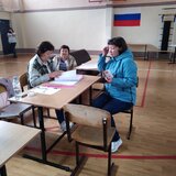 Жители Кировского района продолжают делиться фотографиями с избирательных участков