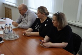 Глава Кировского района Игорь Рудаков провел встречу с представителями предприятий района и медицинскими учреждениями. #3