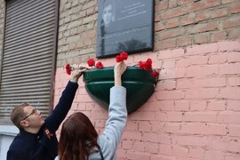 В Кировском районе возложили цветы к мемориальным доскам Героев Советсткого Союза. #4