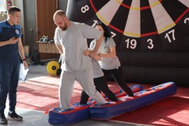 Районный этап городских соревнований "Моя семья – спортивная семья!" в Кировском районе завершён #1