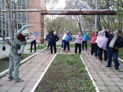 Зарядка с волонтеров серебряного возраста в Кировском! #2