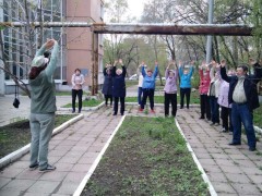 Зарядка с волонтеров серебряного возраста в Кировском! #3