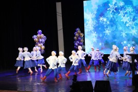 В Кировском районе прошло яркое и запоминающееся мероприятие «Новогодняя ёлка»!  #9