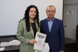 Праздник творчества и талантов: в Кировском районе наградили победителей новогодних конкурсов! #6