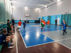 Сегодня на базе школы №101 в рамках "Декады спорта и здоровья" прошёл районный новогодний турнир «Зимний мяч». #2