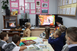 В Кировском районе прошёл яркий и вдохновляющий праздник — мероприятие в Музей-студии «И гений Пушкина нам освещает путь», приуроченное к Международному дню книгодарения!  #5