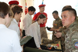 В школе №150 им. героя Советского Союза В.И. Чудайкина состоялся урок мужества. #9