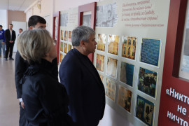  В Кировском районе открыта «Парта Героя» в школе №47! #8