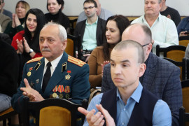 В преддверии Дня защитника Отечества в Администрации Кировского района состоялось торжественное награждение #3