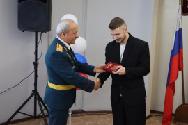 В преддверии Дня защитника Отечества в Администрации Кировского района состоялось торжественное награждение #1