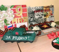 В преддверии праздника Великой Победы школьники Кировского района подготовили рисунки и поделки. #1