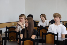 Лекция, посвященная Дню российского флага! #2