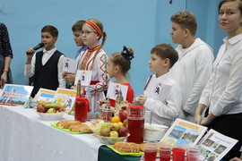 В Центре детского творчества «Ирбис» состоялось праздничное мероприятие «В единстве наша сила - наш дом Россия» #2