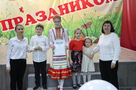 В Центре детского творчества «Ирбис» состоялось праздничное мероприятие «В единстве наша сила - наш дом Россия» #10