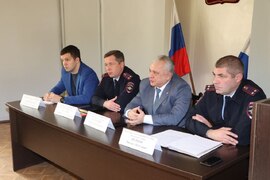 В Кировском районе прошла рабочая встреча с управляющими микрорайоном #8