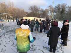 Жители Кировского района приняли участие в мастер-классе по северной ходьбе #4