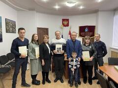 В Кировском районе поздравили волонтёров, которые организовали сбор гуманитарной помощи для самарских ребят, участвующих в специальной военной операции #1