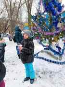 В Кировском районе на Школьной аллее для жителей 14-го микрорайона прошло праздничное мероприятие «Забавы Деда Мороза» #5