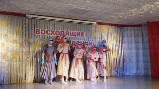 В Центре детского творчества «Металлург» проходит районный конкурс вокального и хореографического искусства «Восходящие звездочки» #1