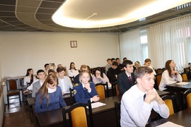  Сегодня состоялось расширенное заседание Общественного молодежного парламента Кировского района с председателями Советов старшеклассников школ нашего района #2