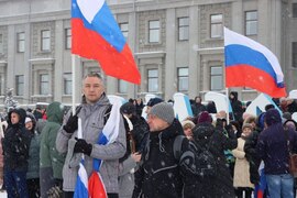 В преддверии 23 февраля жители Кировского района принимают участие в митинг-концерте «Слава защитникам Отечества» на площади Куйбышева #5