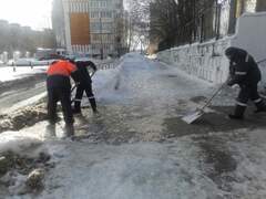 В Кировском районе обсудили качество уборки от снега и наледи в зимний период #2