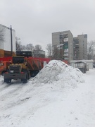 Зимняя погода не сдает позиций: в Самаре не прекращаются превентивная противогололедная обработка и уборка снега  #4