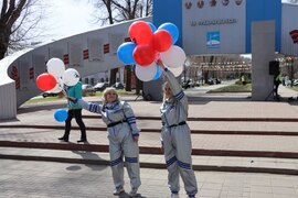 В Кировском районе сегодня работала выставка, посвященная Дню космонавтики. #10