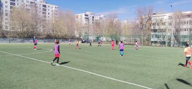 В Кировском районе продолжается районный этап городских соревнований по футболу «Кожаный мяч». #2