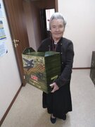 Ветеранов Великой Отечественной войны Кировского района благодарят за Победу, поздравляют и вручают праздничные подарки #2