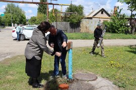 В Зубчаниновке восстанавливают водоразборные колонки #4
