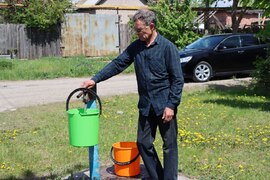 В Зубчаниновке восстанавливают водоразборные колонки #5