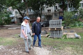 Глава Кировского района Игорь Рудаков продолжает серию встреч со старшими по домам #6