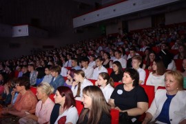 Сегодня в Кировском районе чествовали лучших выпускников Кировского района #3