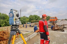 На путепроводе по улице Земеца выполняются строительно-монтажные работы, направленные на обеспечение качества и безопасности объекта дорожной инфраструктуры #4