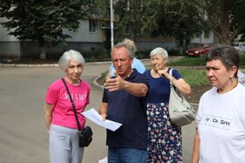 Глава Кировского района Игорь Рудаков встретился с жителями дома по адресу: Металлистов, 72А #1