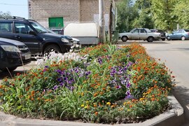 В Кировском районе продолжается благоустройство прилегающей территории вокруг второго корпуса детского сада № 120 #7