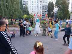 В Кировском районе в преддверии Дня знаний проходят дворовые праздники #4