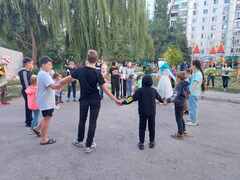 В Кировском районе в преддверии Дня знаний проходят дворовые праздники #1