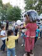 В Кировском районе прошло праздничное мероприятие, посвященное Дню города под названием "День соседа". Оно оставило много положительных впечатлений у детей и взрослых #4