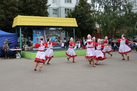 По адресу: Советская 10 творческие коллективы района устроили праздник для детей и взрослых #2