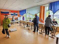 Жители Кировского района продолжают делиться фотографиями с избирательных участков #2