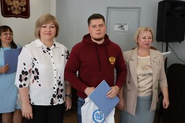 В Кировском районе поздравили молодых специалистов с Днём Учителя #4
