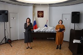 В Кировском районе поздравили молодых специалистов с Днём Учителя #7