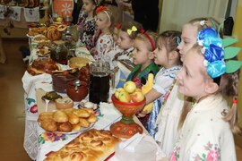 В преддверии Дня народного единства в Кировском районе в Центре детского творчества «Ирбис» состоялось праздничное мероприятие, посвящённое народам России #2