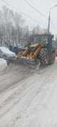 Коммунальные службы Кировского района продолжают уборку территории от снега и обработку от наледи #4