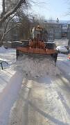 В Кировском районе продолжаются работы по уборке снега и наледи #6